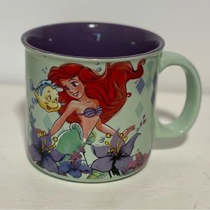 DISNEYS Ariel Under the Sea mug. 20 oz.